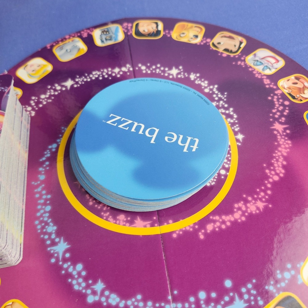 Disney Scene It? Family‎ Trivia Board Game DVD Original 1st Edition VGC - Picture 3 of 11